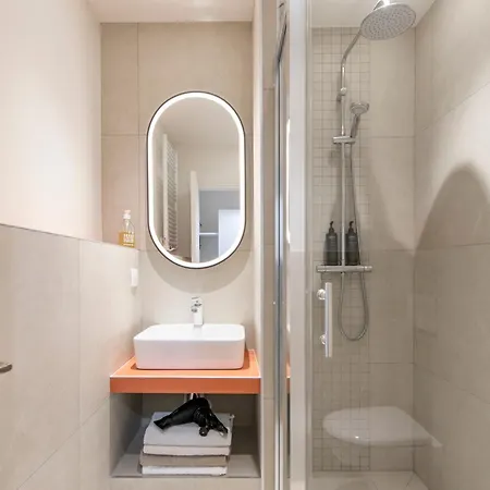 Maison Francois : Cosy Loft With Ac